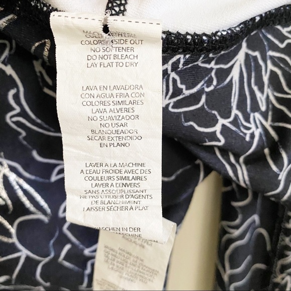 Fabletics Salar Silver Blue Floral Print Leggings - Picture 8 of 8